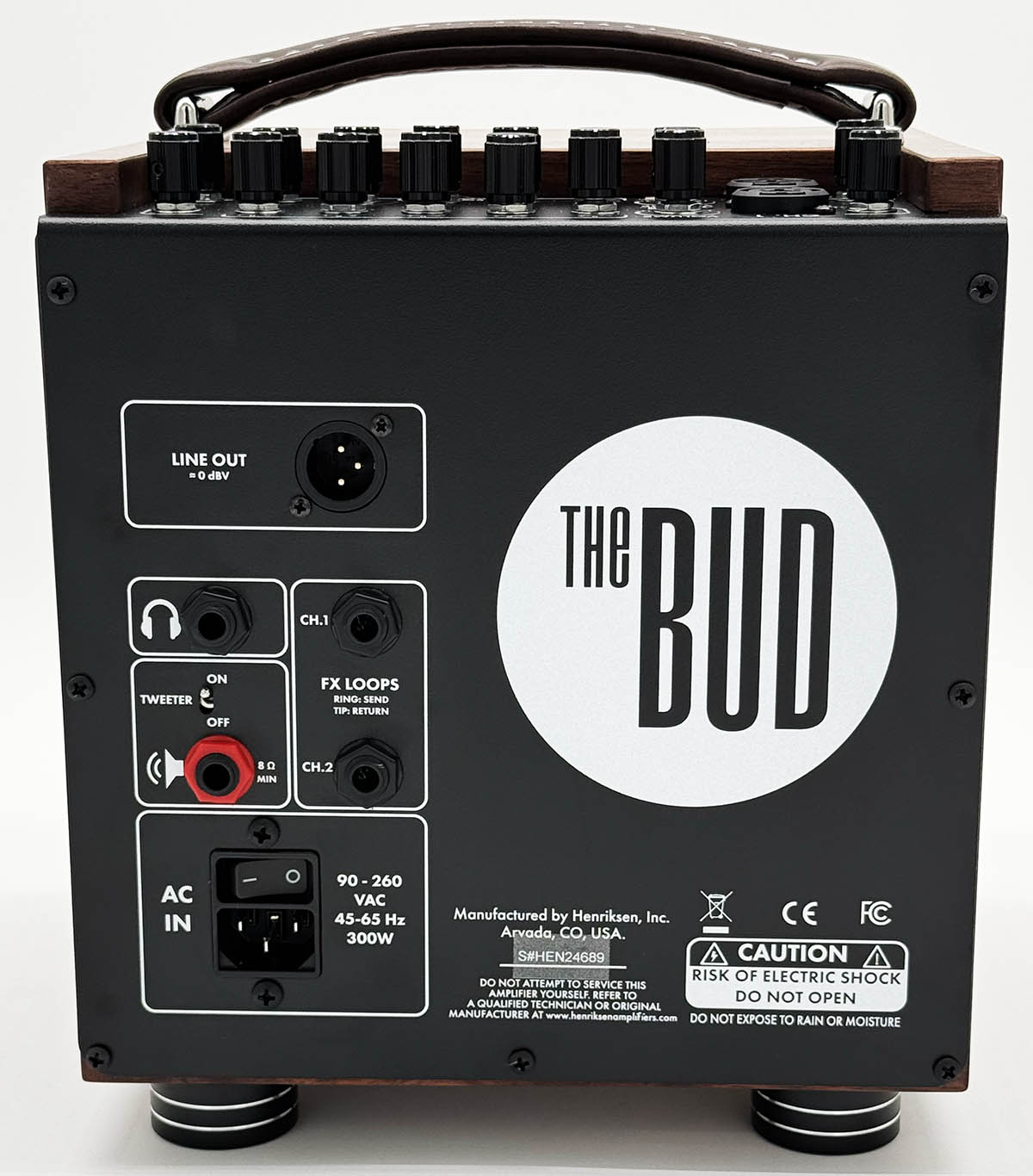 The Bud SIX LTD Walnut SN 4689 – Henriksen Amplifiers